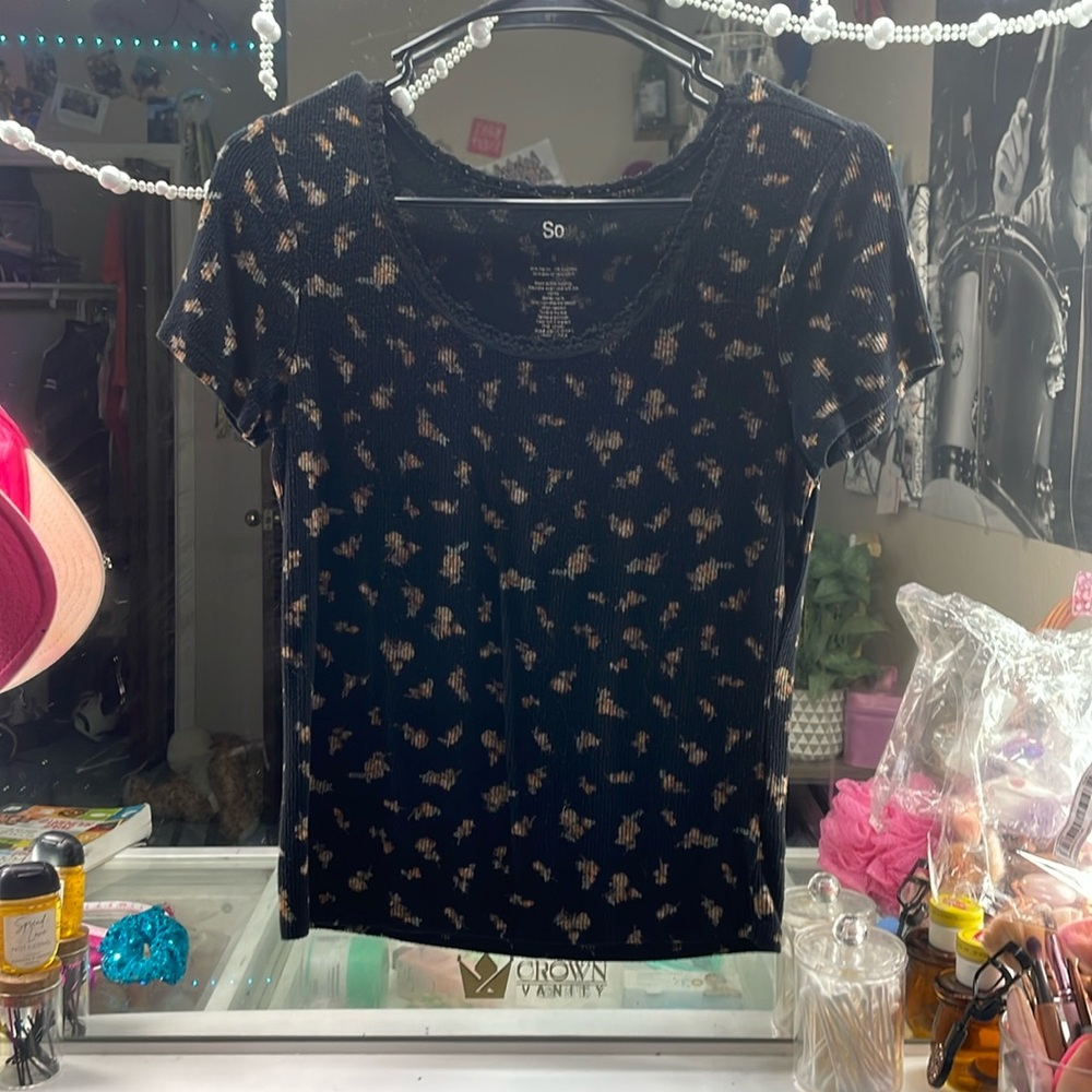 Black top with floral